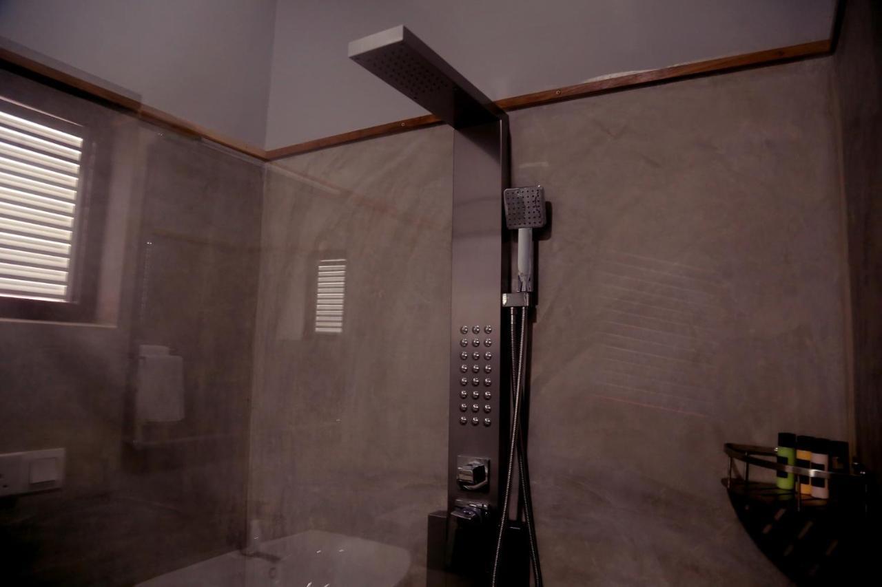 Tuk Tuk Boutique Hotel Negombo Eksteriør billede